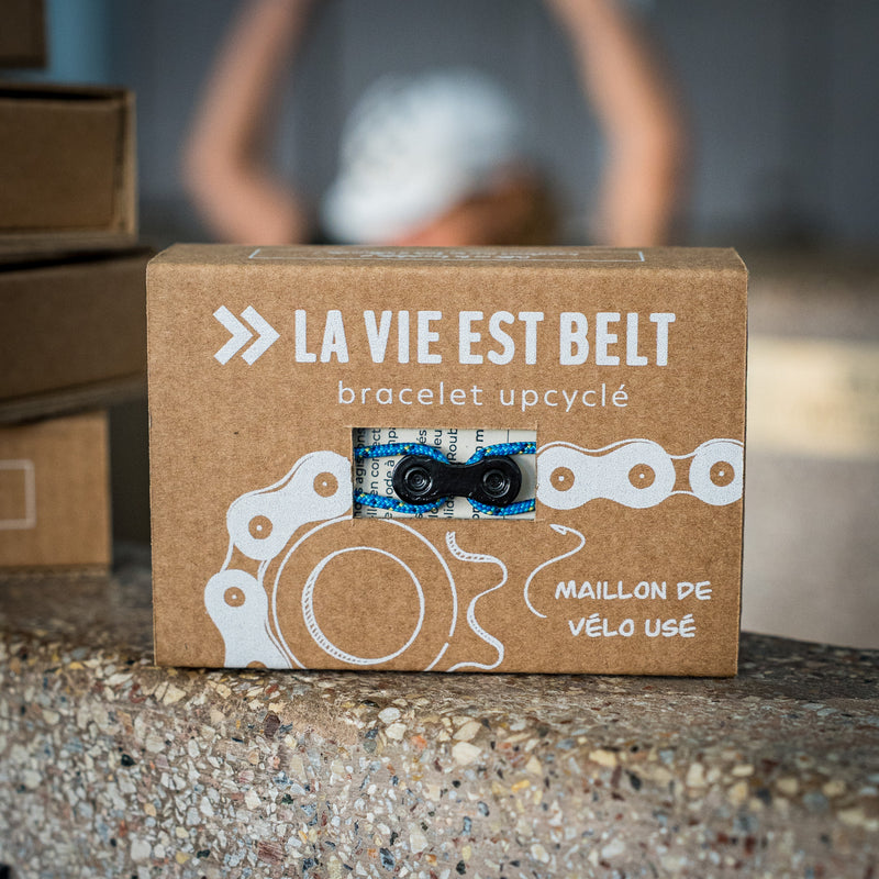 Upcycled bicycle chain bracelet blue Decathlon-AG2R La Mondiale Team