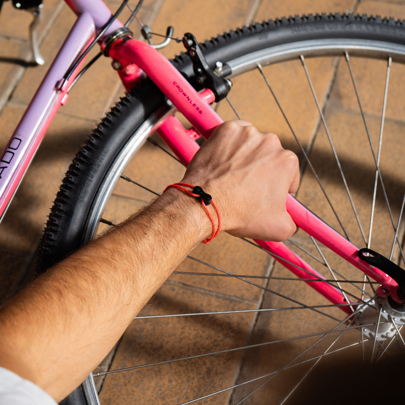 Bracelet upcyclé chaîne de vélo rose Pyrénées