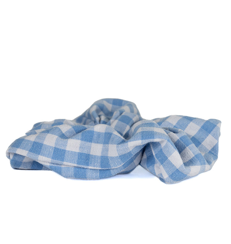Upcycled blue flower scrunchie - Stella Plage