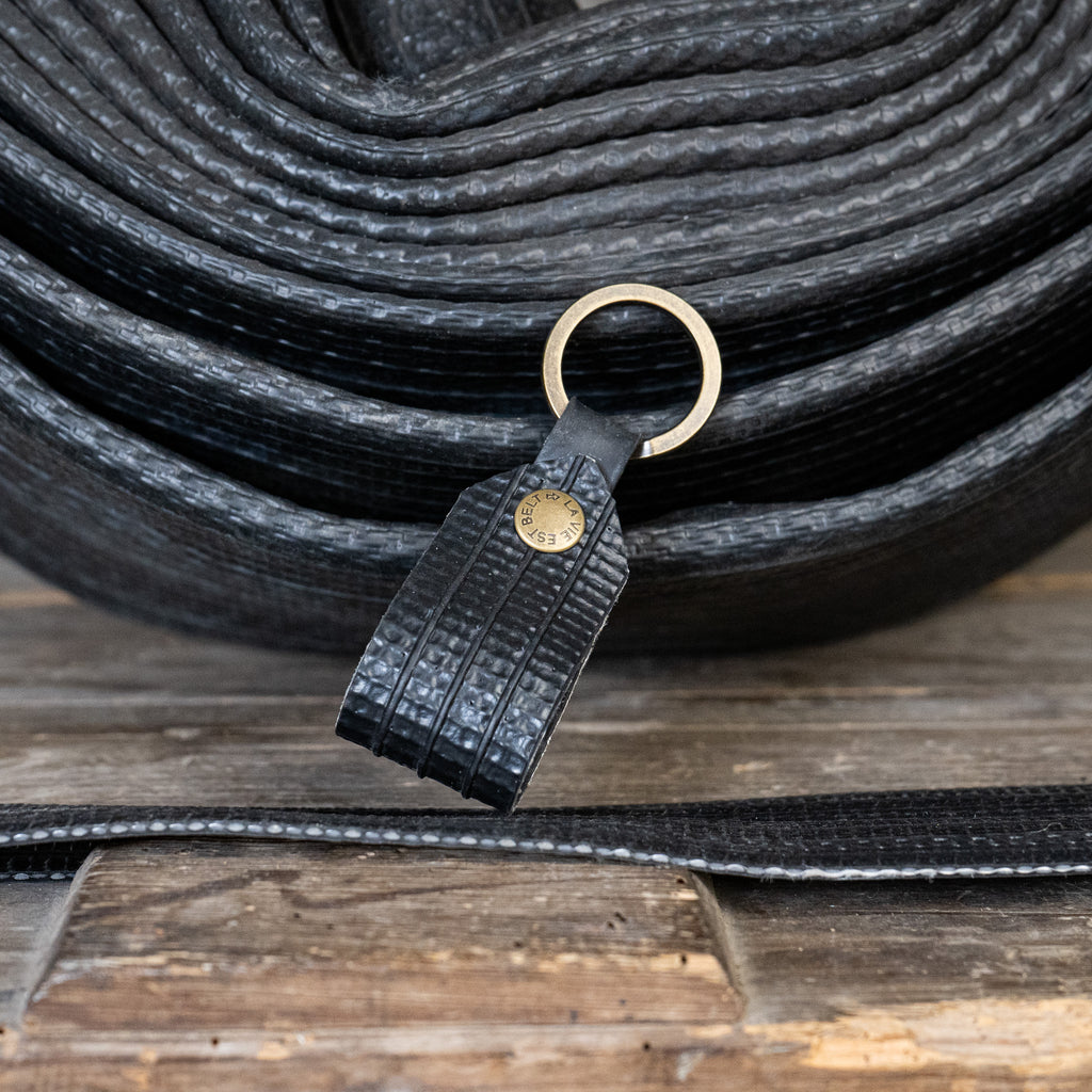 Porte-clés en lance à incendie de couleur noire