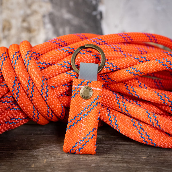 Climbing rope Keychains in orange and blue